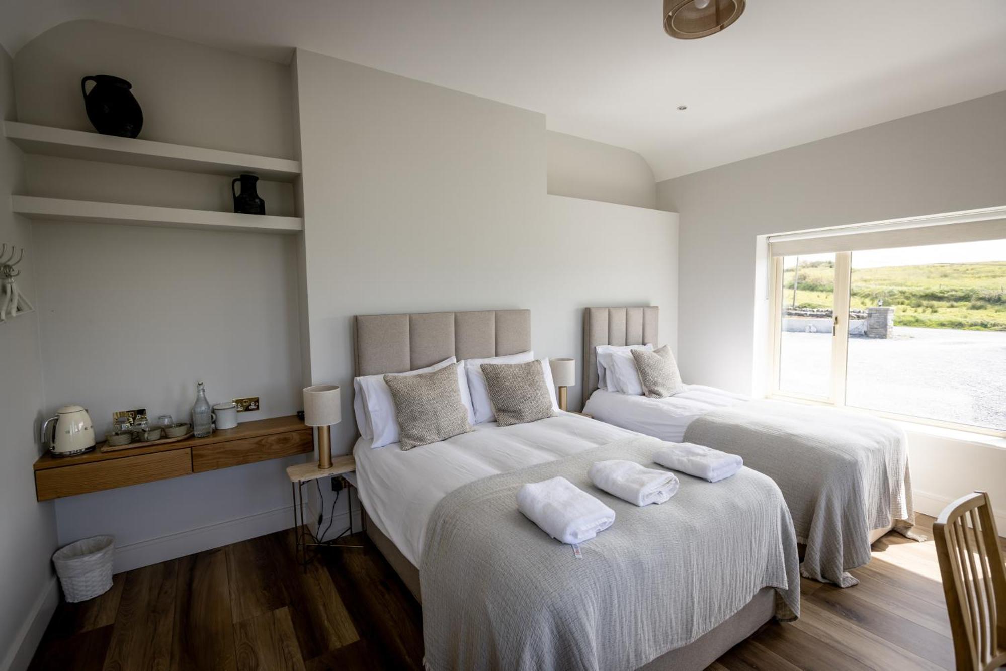 Coastal View House Hotel Doolin Buitenkant foto